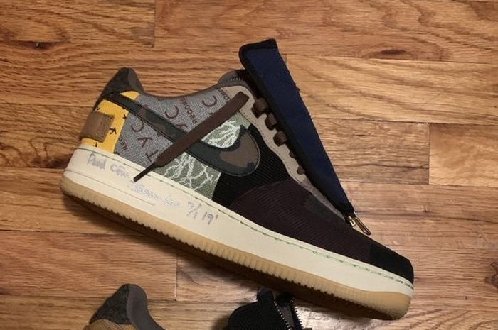 Travis Scott Ngasih Penggemarnya Sneaker Misterius?